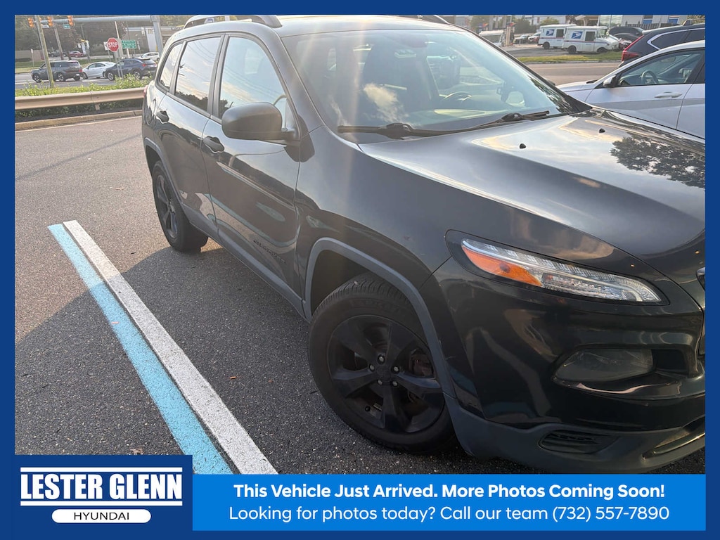 Used 2016 Jeep Cherokee Sport SUV