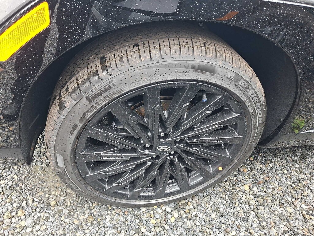 New 2026 Hyundai Santa FE Calligraphy FWD Sport Utility