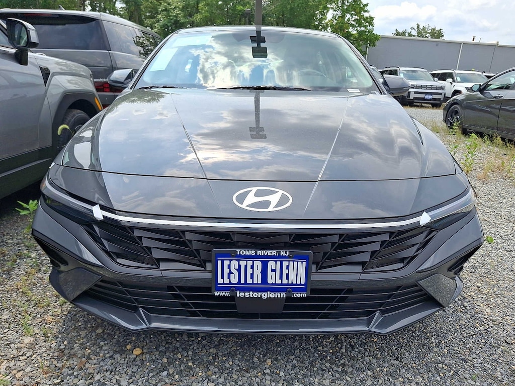 New 2026 Hyundai Elantra Limited Sedan