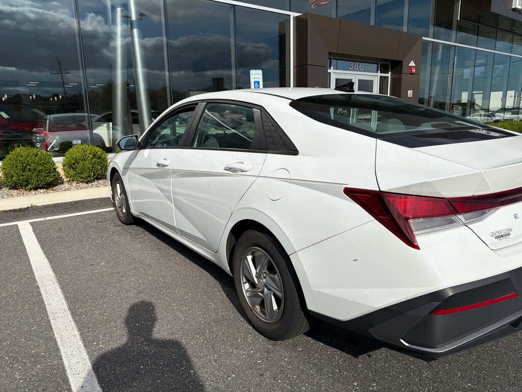 Certified 2024 Hyundai Elantra SE Sedan
