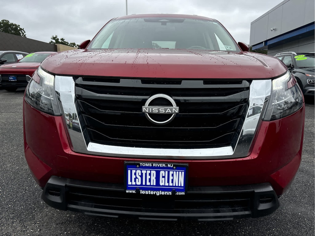 Used 2023 Nissan Pathfinder SV SUV