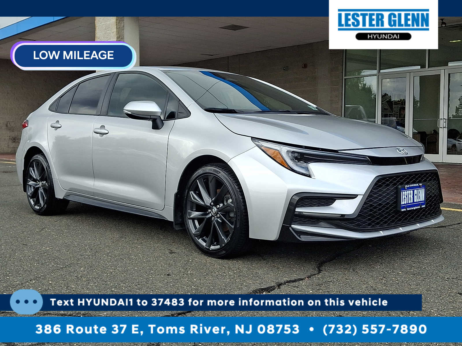Used 2024 Toyota Corolla SE Sedan