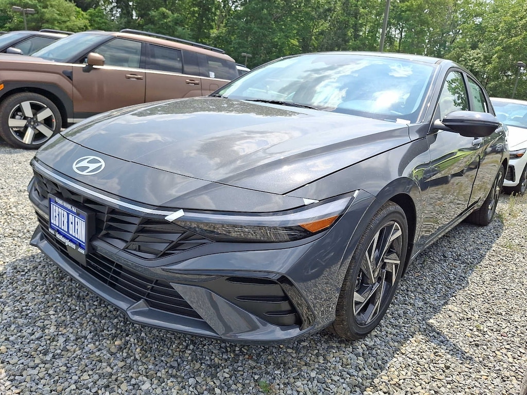 New 2026 Hyundai Elantra Limited Sedan