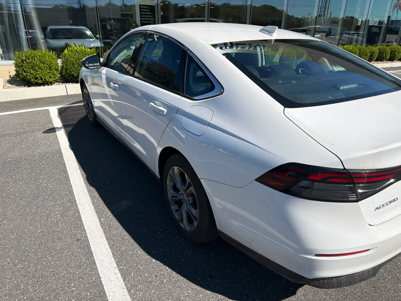 Used 2024 Honda Accord EX Sedan