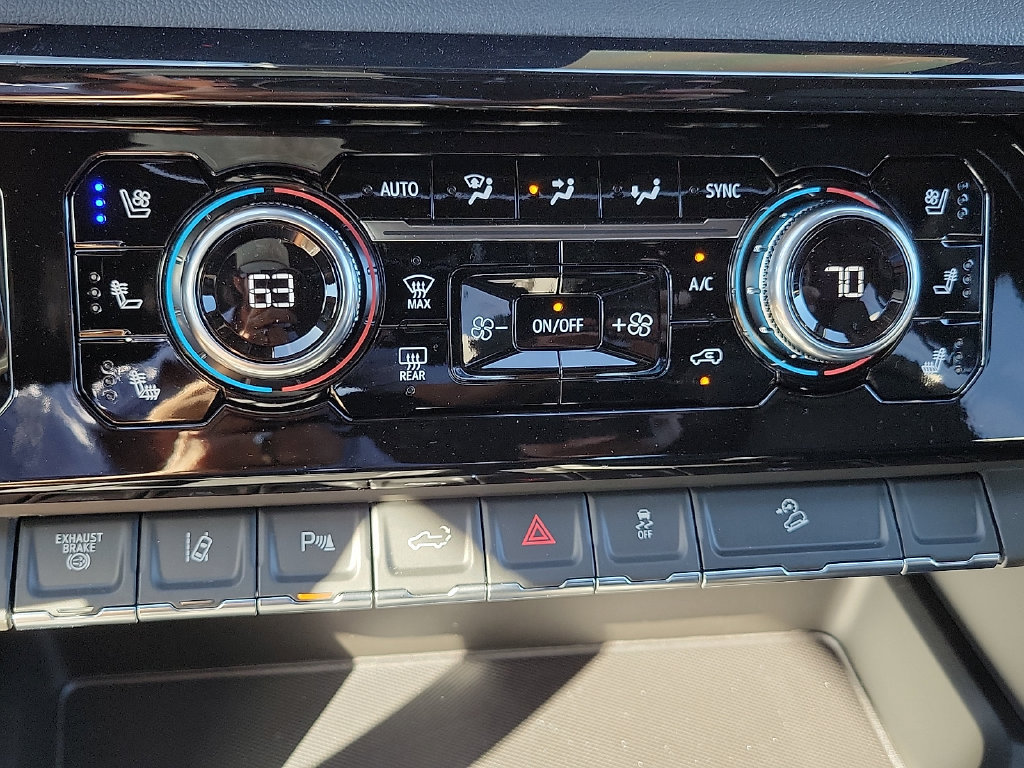 2026 GMC Sierra 2500HD AT4 - Photo 22