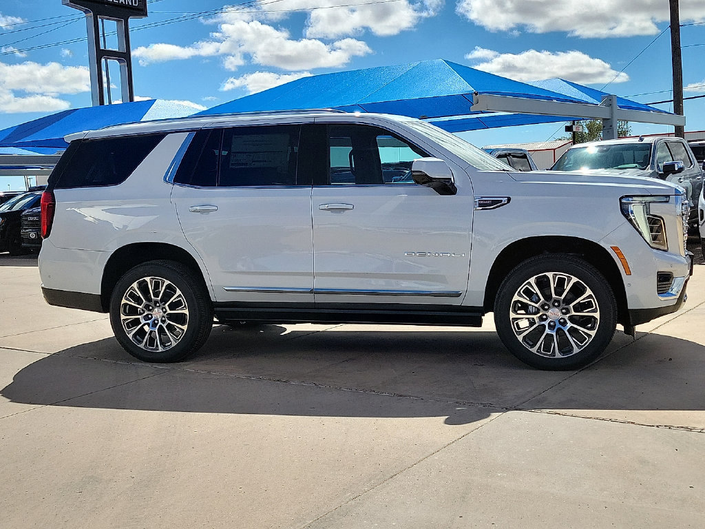 2026 GMC Yukon Denali - Photo 7