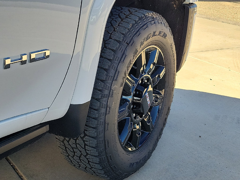 2026 GMC Sierra 2500HD AT4 - Photo 15