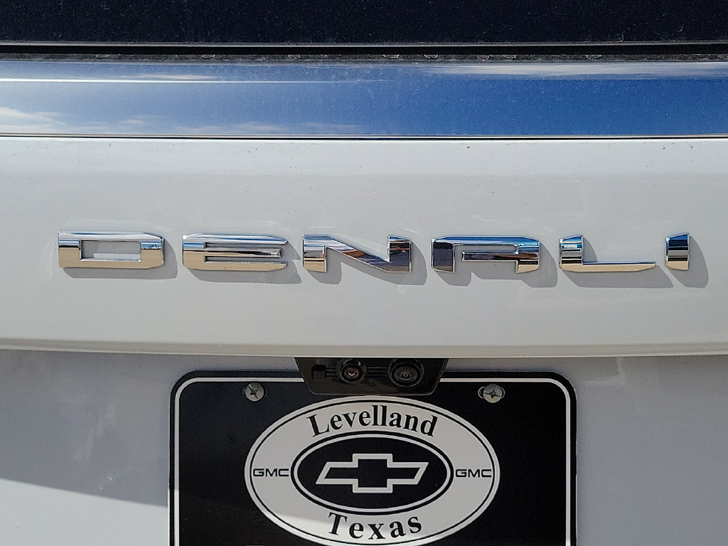 2026 GMC Yukon Denali - Photo 16