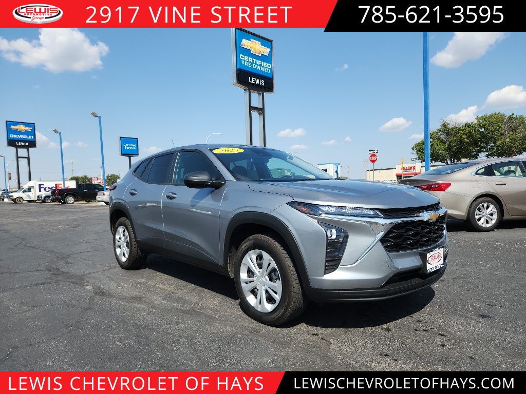 2025 Chevrolet Trax LS Sport Utility