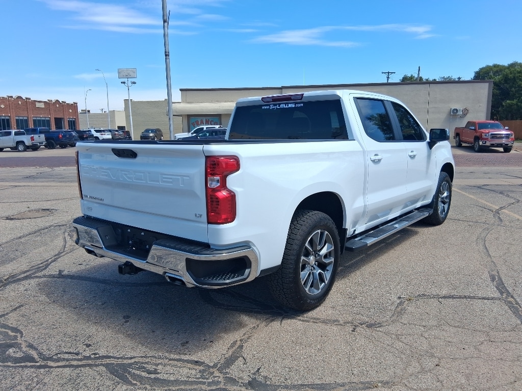 Used 2024 Chevrolet Silverado LT Crew Cab