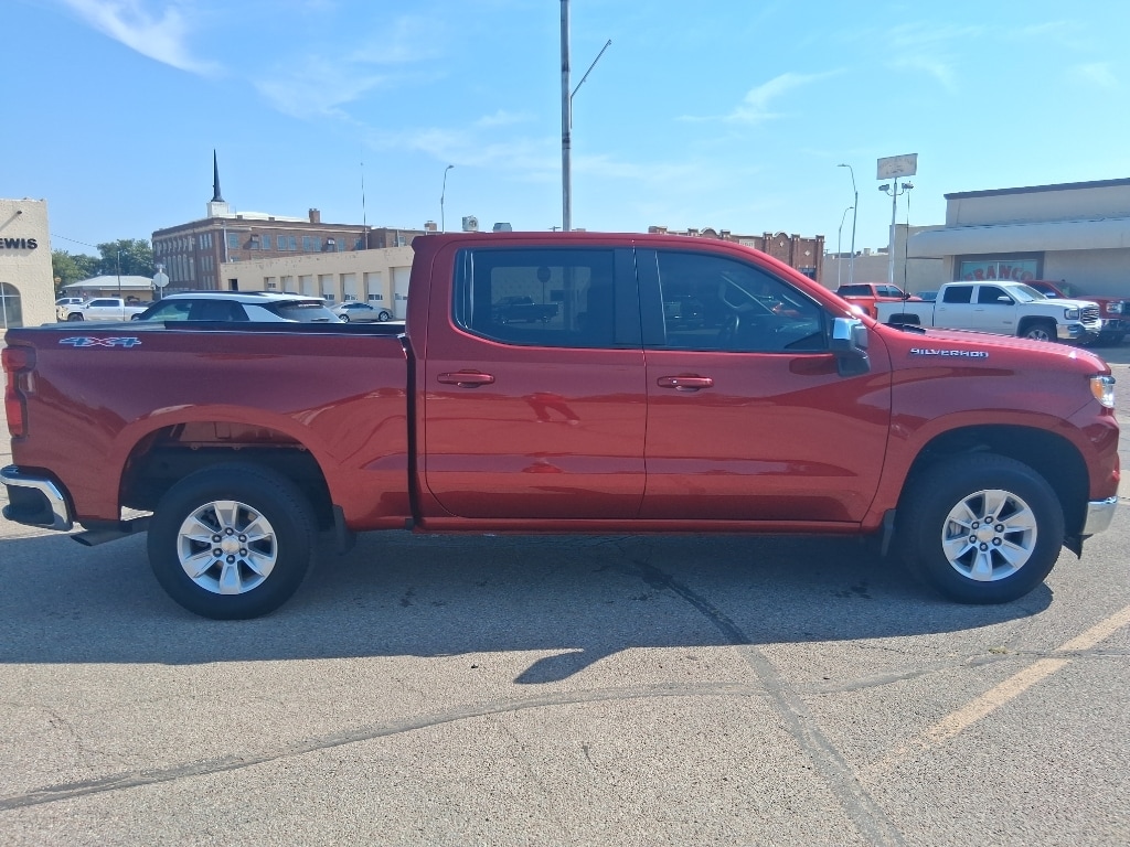 Used 2023 Chevrolet Silverado LT Truck Crew Cab