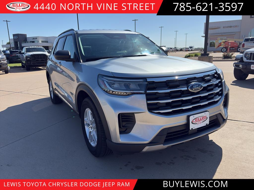 2025 Ford Explorer SUV 