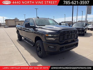 2026 Ram 3500 TRADESMAN CREW CAB 4X4 8' BOX Pickup