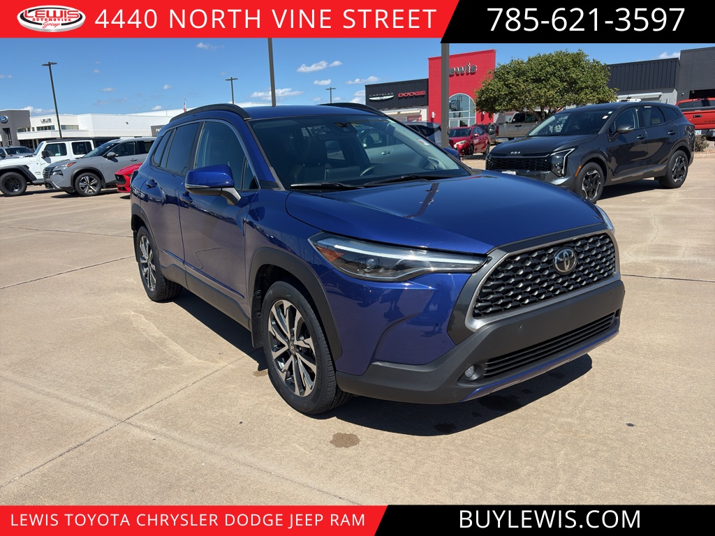 2022 Toyota Corolla Cross XLE SUV