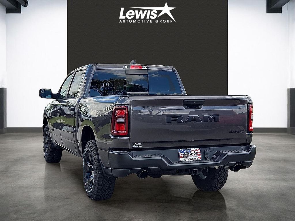 New 2026 Ram 1500 WARLOCK CREW CAB 4X4 5'7 BOX Pickup