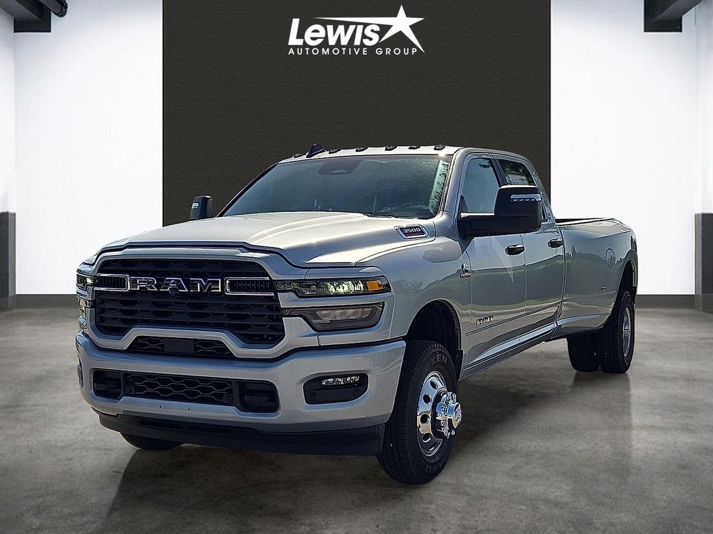 New 2026 Ram 3500 BIG HORN CREW CAB 4X4 8' BOX Pickup