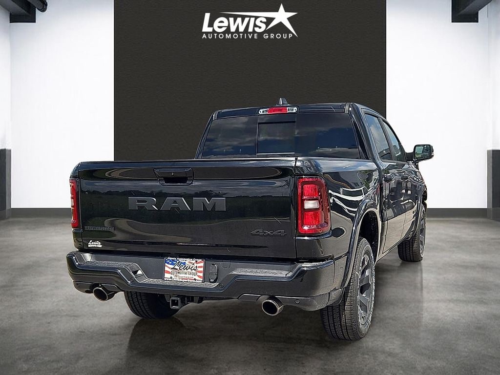 New 2026 Ram 1500 BIG HORN CREW CAB 4X4 5'7 BOX Pickup
