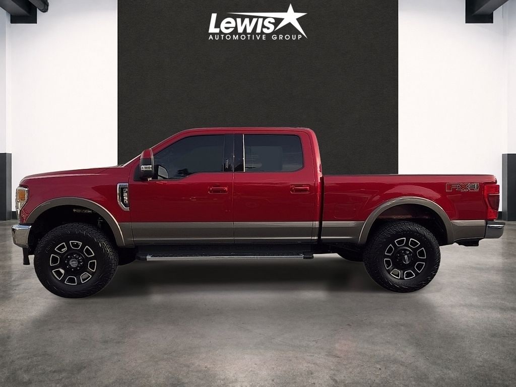 Used 2022 Ford F-250SD Lariat Truck Crew Cab