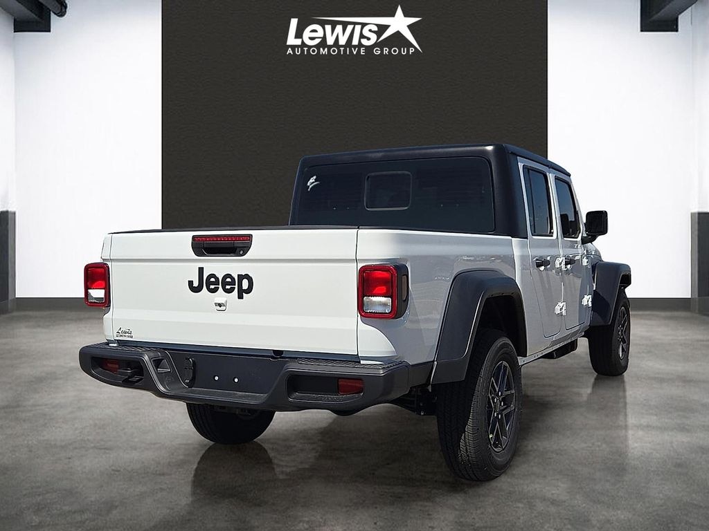 New 2026 Jeep Gladiator SPORT 4X4 Pickup