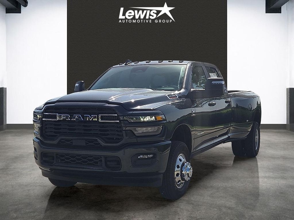 New 2026 Ram 3500 BIG HORN CREW CAB 4X4 8' BOX Pickup