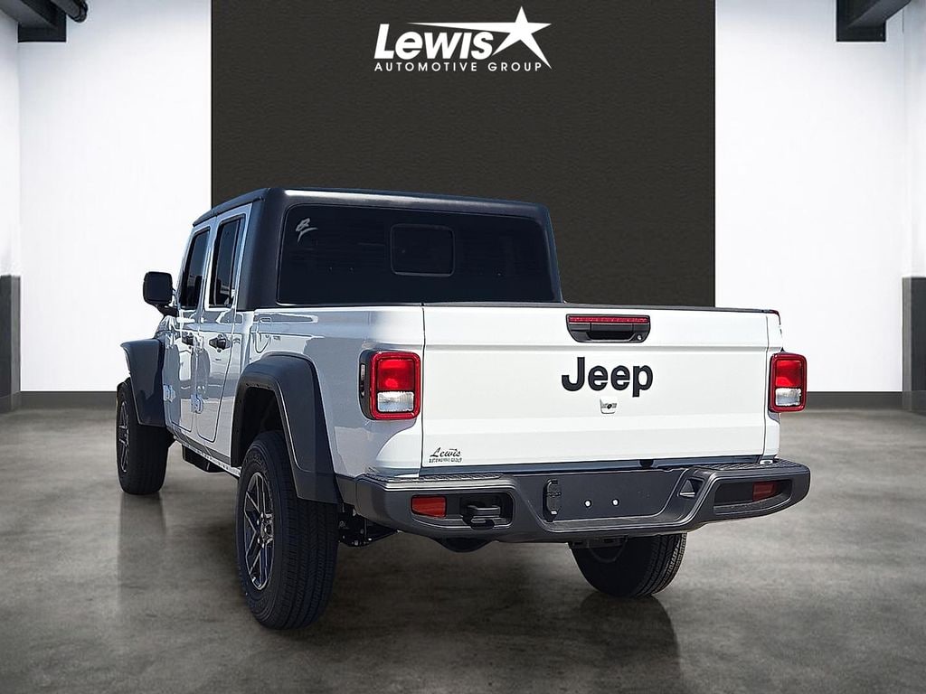 New 2026 Jeep Gladiator SPORT 4X4 Pickup