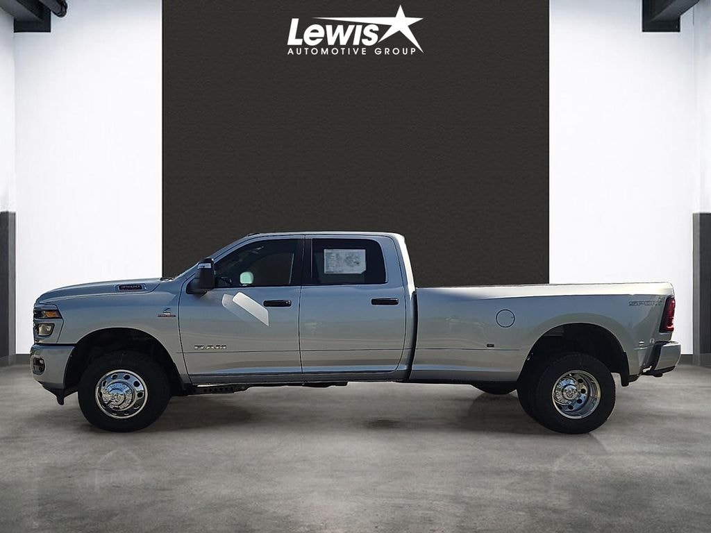 New 2026 Ram 3500 BIG HORN CREW CAB 4X4 8' BOX Pickup