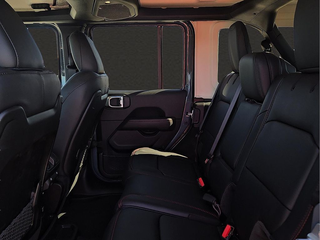 2026 Jeep Wrangler 4-Door Rubicon - Photo 9