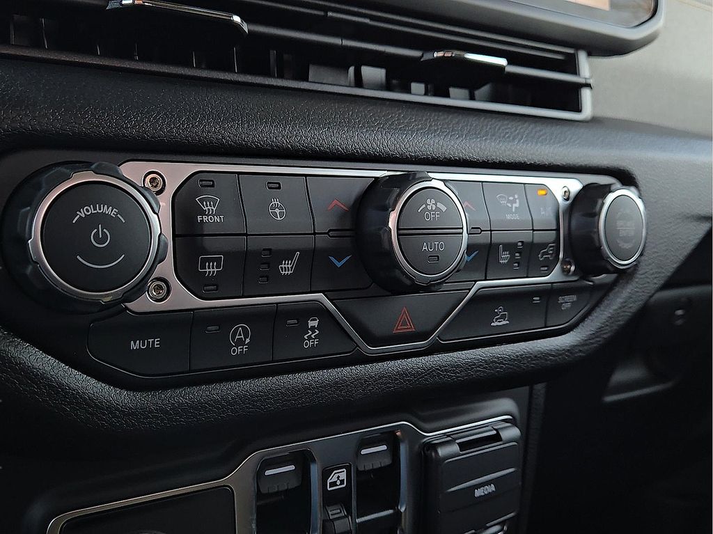 2026 Jeep Gladiator Sport S - Photo 15