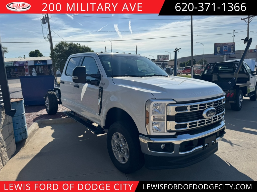 2026 Ford F-350 Super Duty Chassis Cab