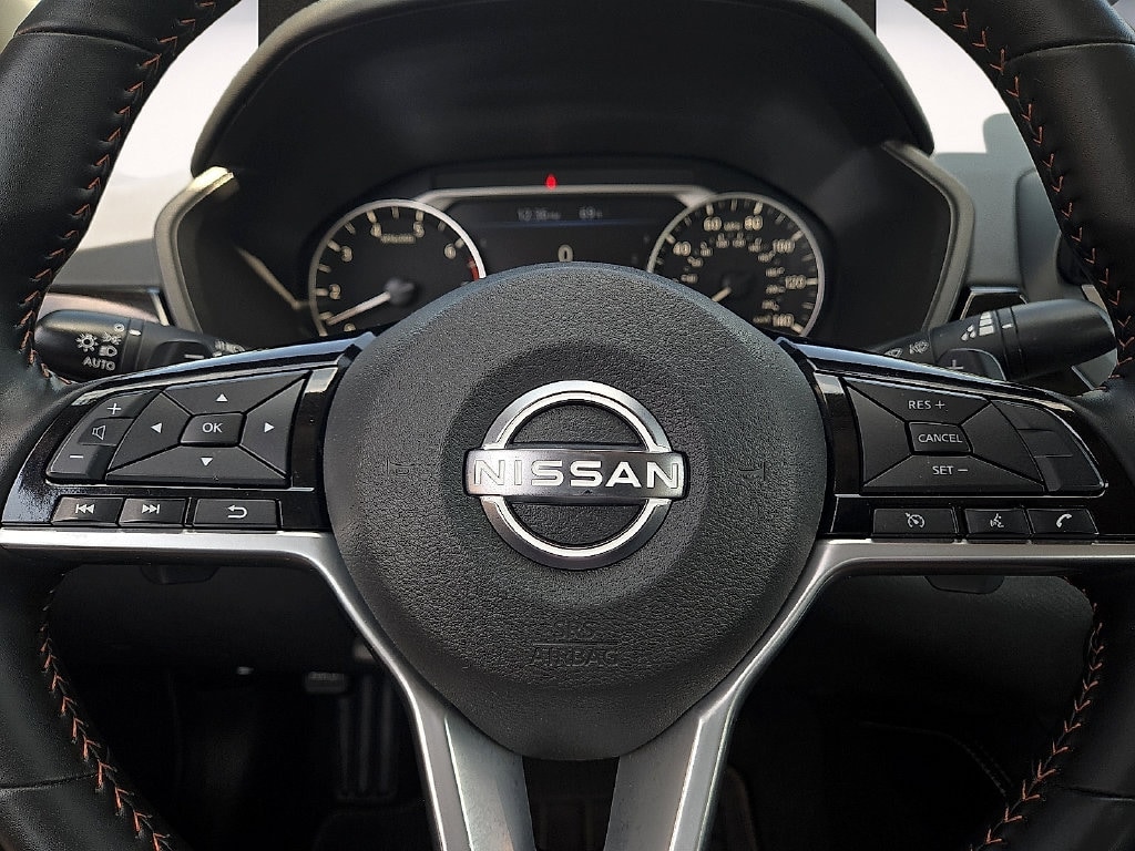 2025 Nissan Altima SR - Photo 19