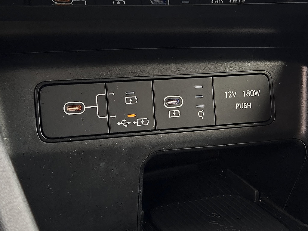 2025 Hyundai Tucson SEL - Photo 16