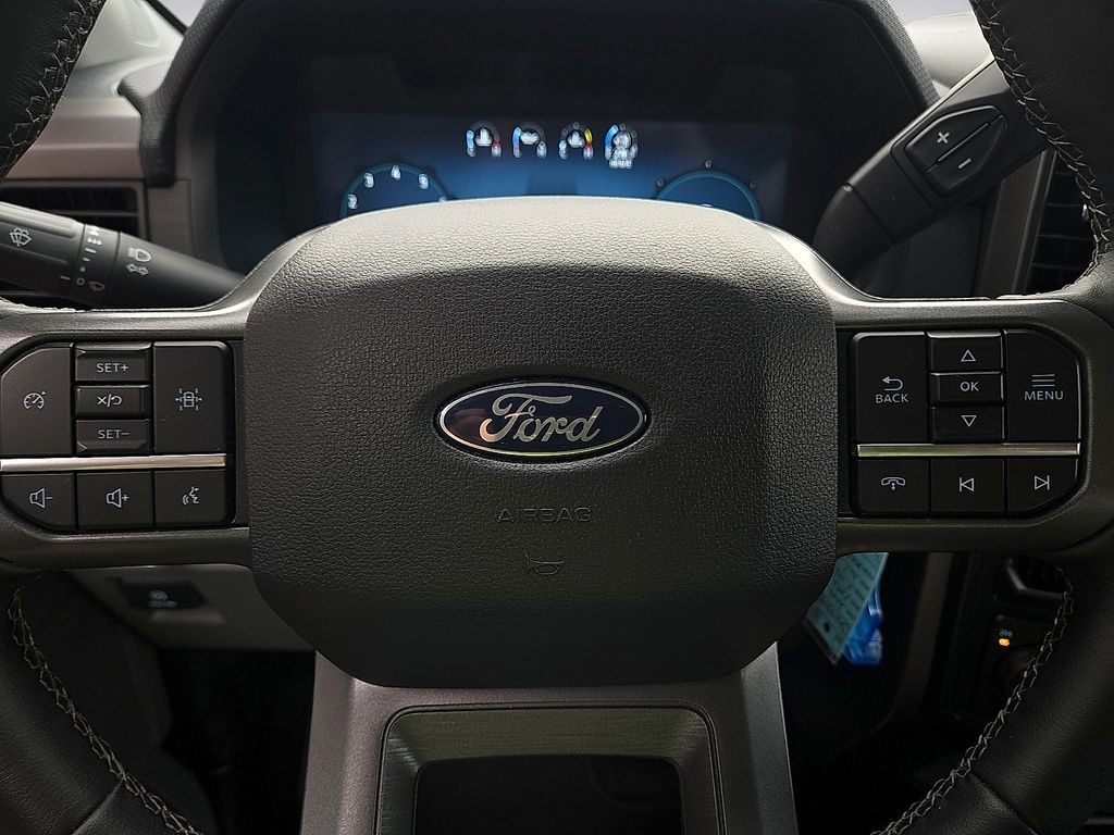2025 Ford F-150 XLT - Photo 19