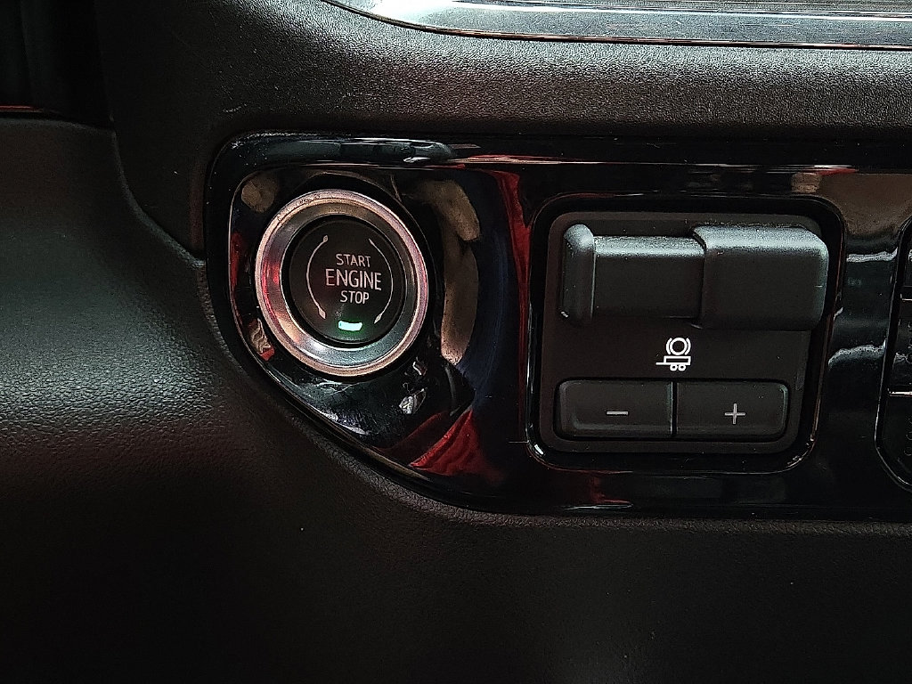 2023 Chevrolet Silverado 1500 High Country - Photo 15