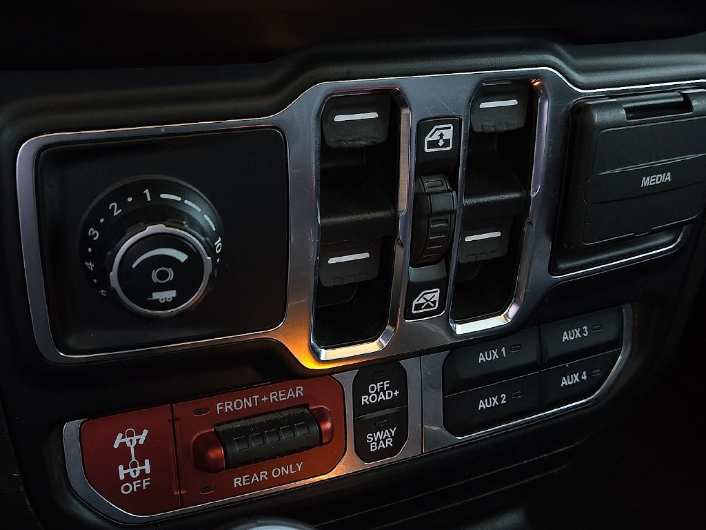 2022 Jeep Gladiator Rubicon - Photo 16