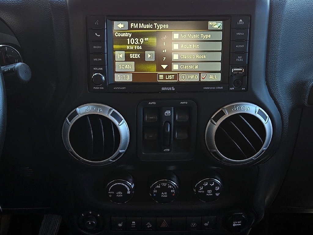 2014 Jeep Wrangler Unlimited Rubicon - Photo 11