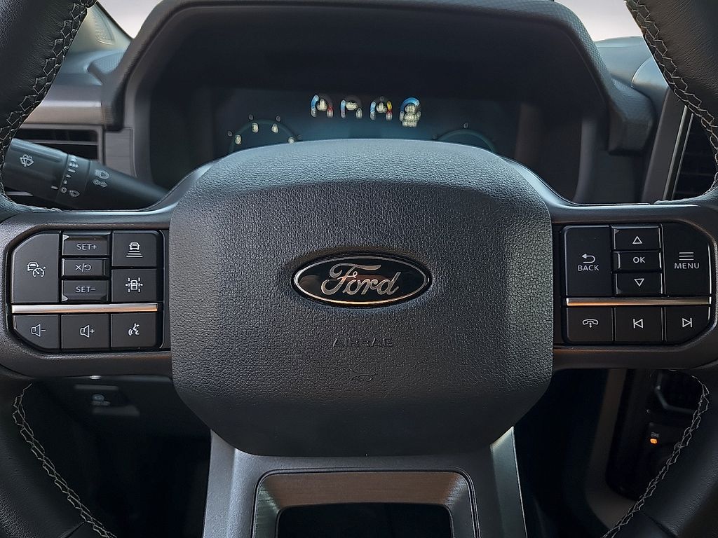 2025 Ford F-150 XLT - Photo 19
