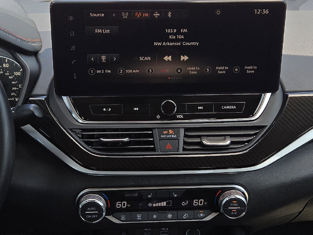 2025 Nissan Altima SR - Photo 12