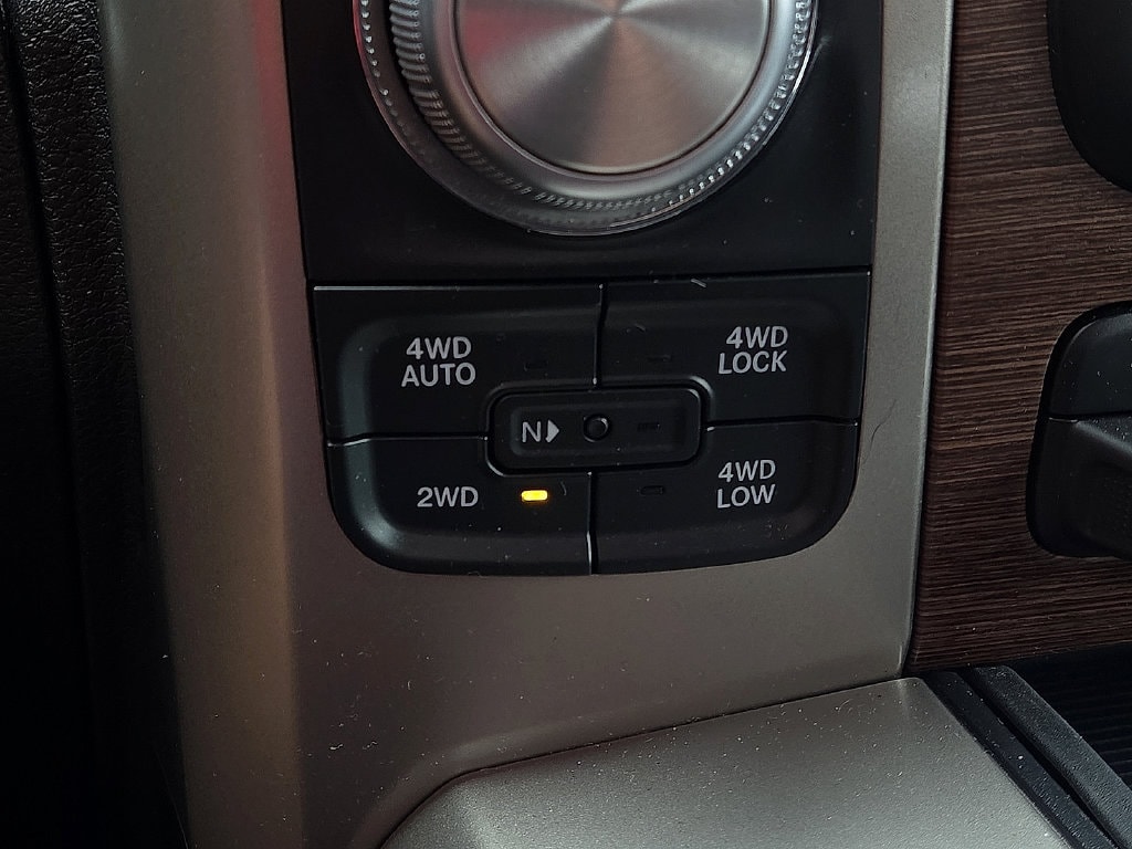2014 RAM Ram 1500 Pickup Laramie - Photo 15