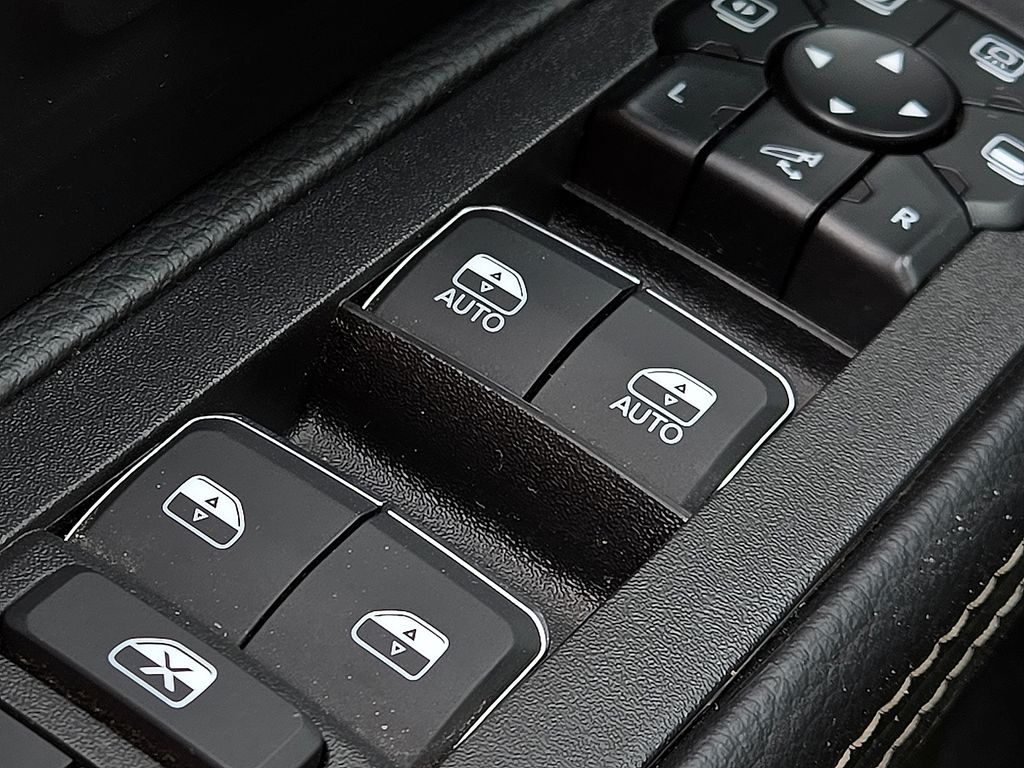2026 RAM Ram 2500 Pickup Rebel - Photo 17