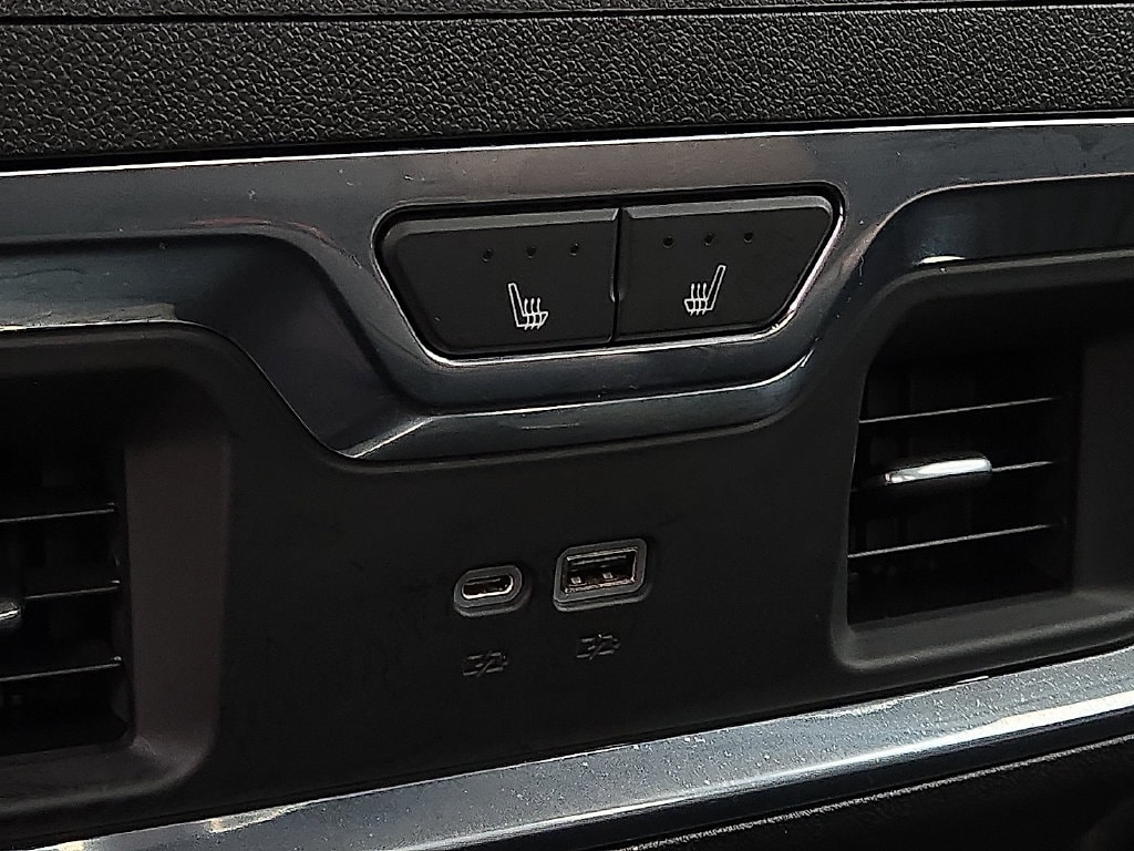 2023 Chevrolet Silverado 1500 High Country - Photo 9