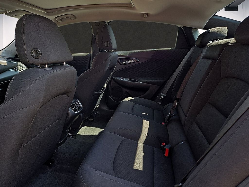 2024 Chevrolet Malibu 1LT - Photo 9