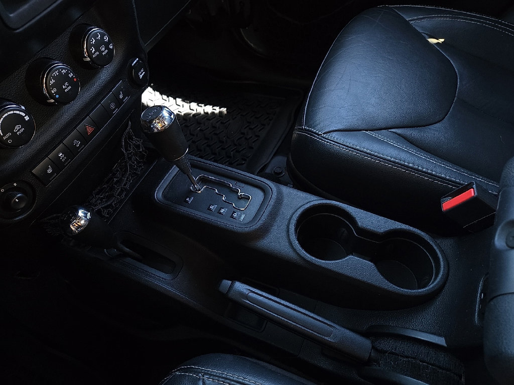 2014 Jeep Wrangler Unlimited Rubicon - Photo 20