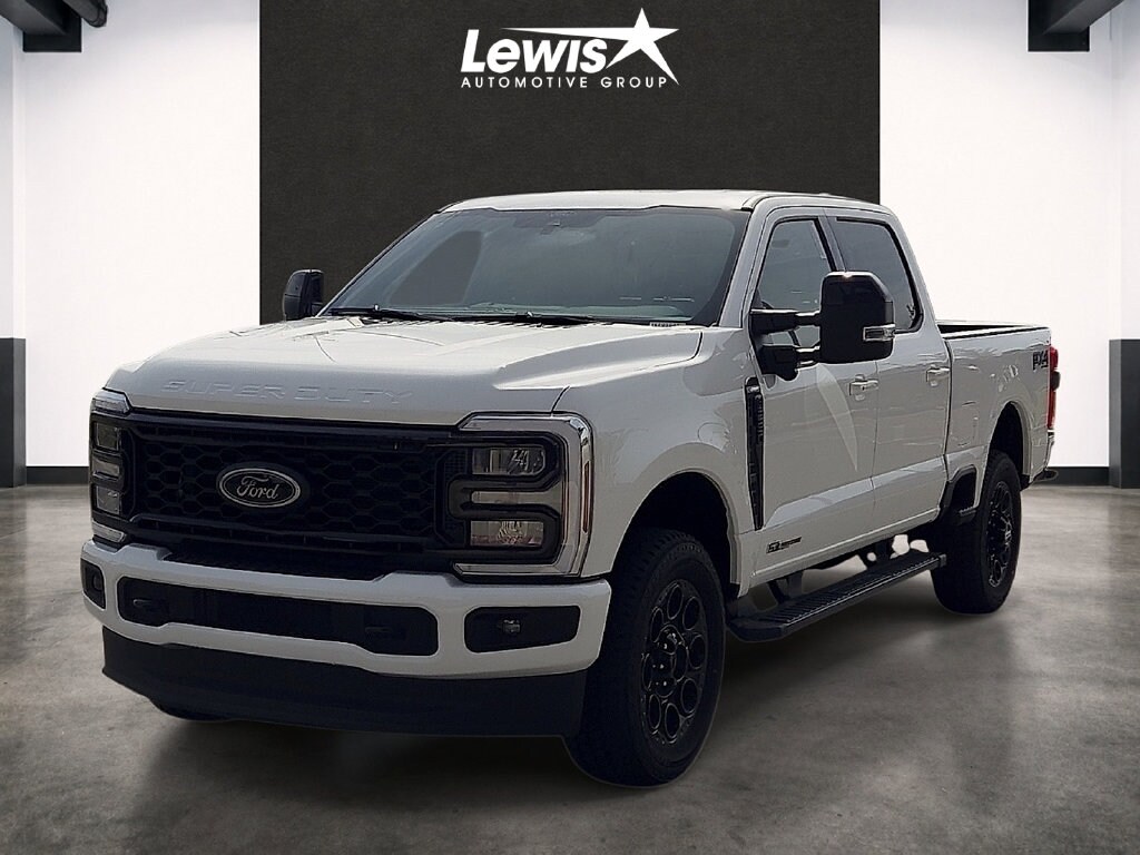 New 2026 Ford F-250SD Lariat Truck Crew Cab