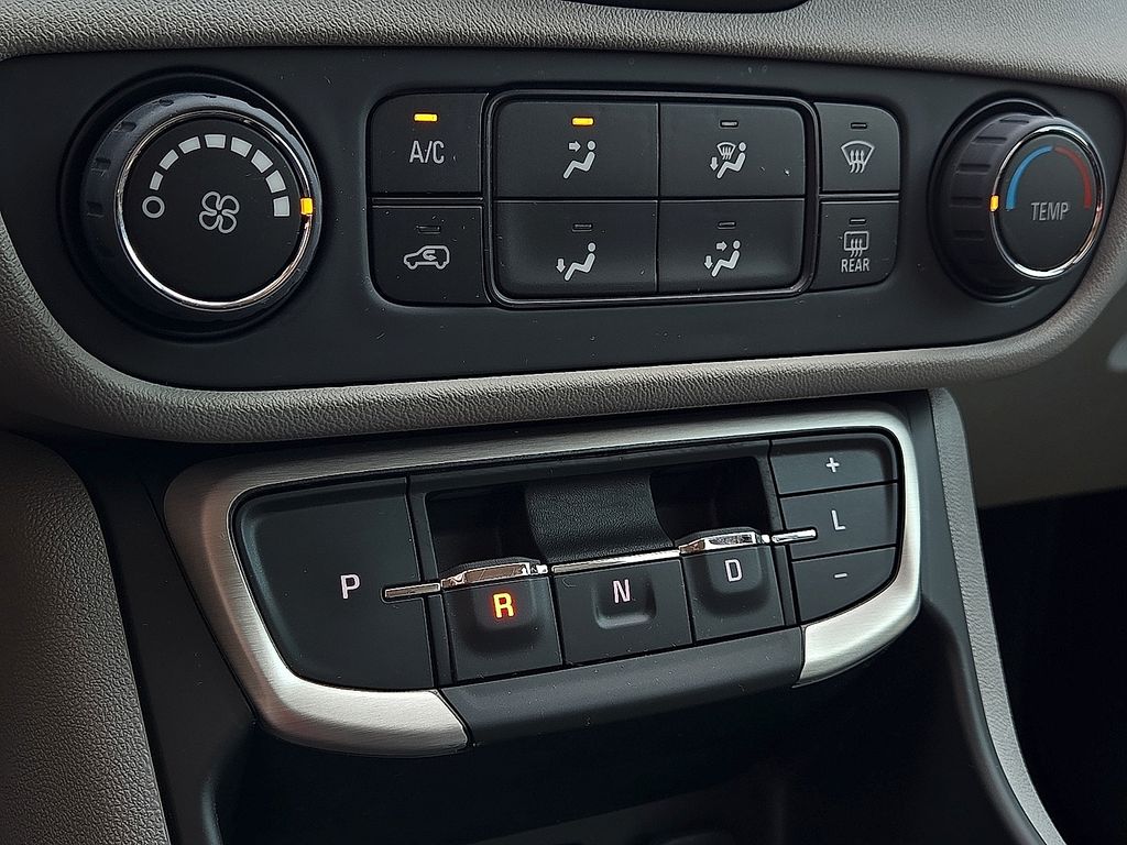 2024 GMC Terrain SLE - Photo 15