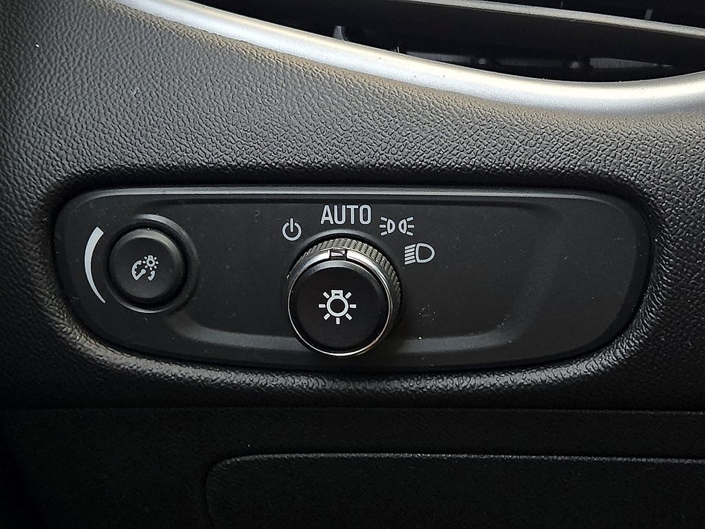 2024 Chevrolet Malibu 1LT - Photo 17