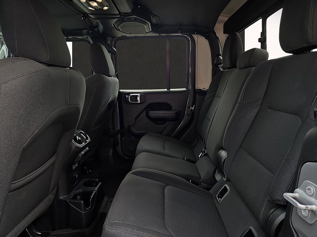 2022 Jeep Gladiator Altitude - Photo 7