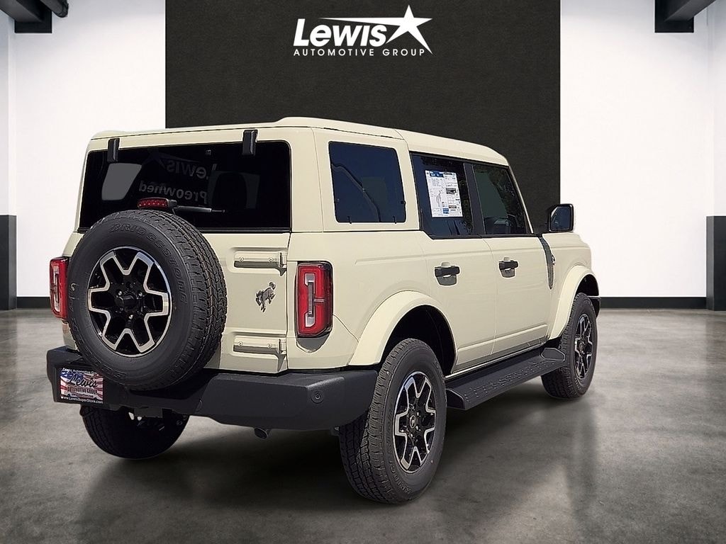New 2026 Ford Bronco Outer Banks SUV