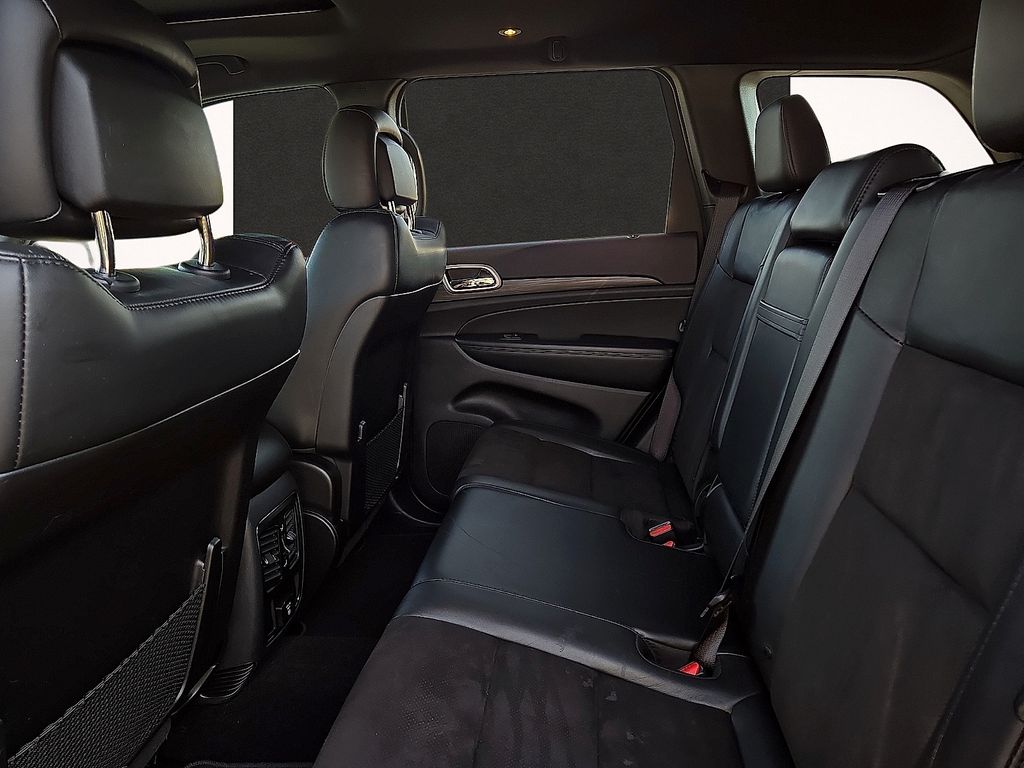 2020 Jeep Grand Cherokee Altitude - Photo 9