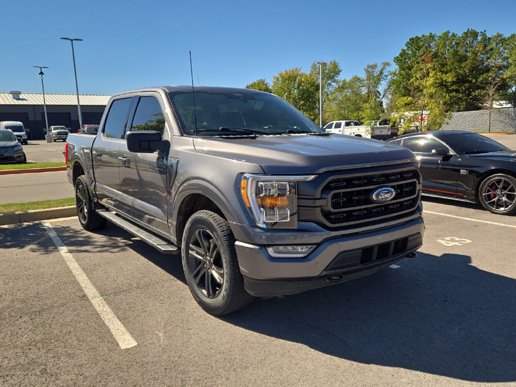 Used 2021 Ford F-150 XLT Truck SuperCrew Cab