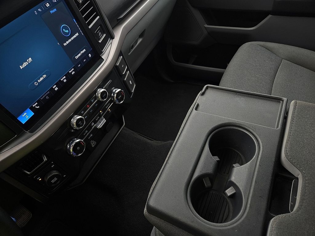 2025 Ford F-150 XLT - Photo 20